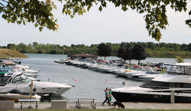 Carp Fishing & Camping on the St. Lawrence River in the Cornwall