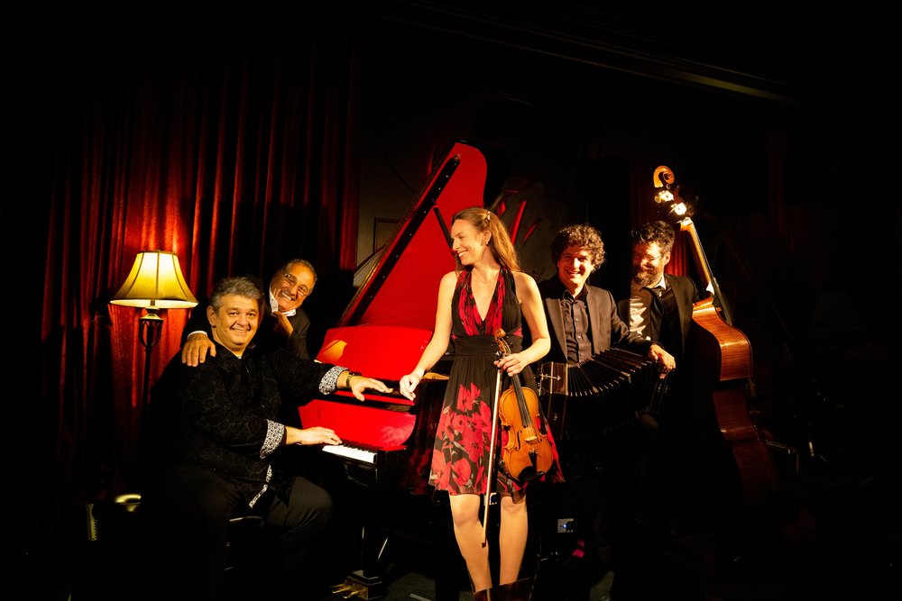 Payadora Tango Ensemble & Pointetango